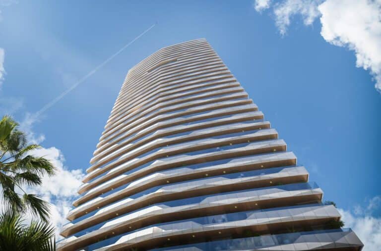 Alicante