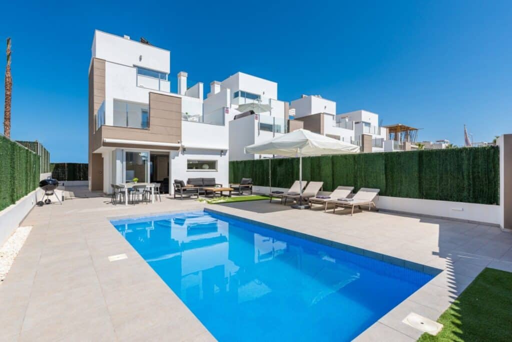 Villa for Sale in Guardamar Del Segura