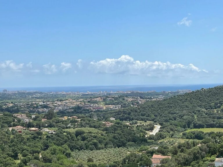 Plot for Sale in Calonge