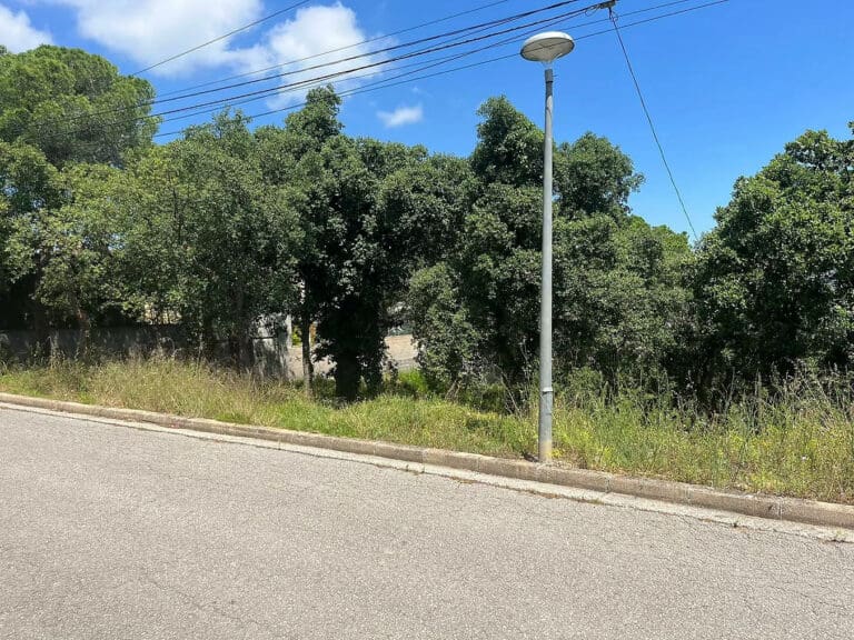 Plot for Sale in Calonge