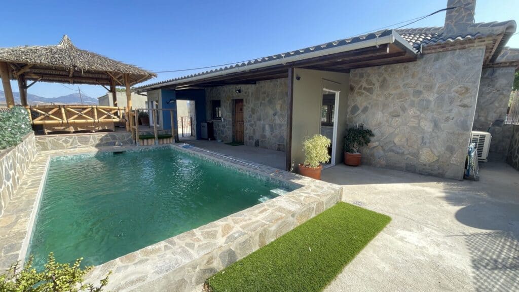Country house for Sale in Coín