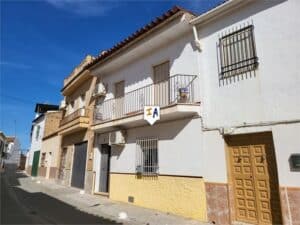 Town House for Sale in Casariche