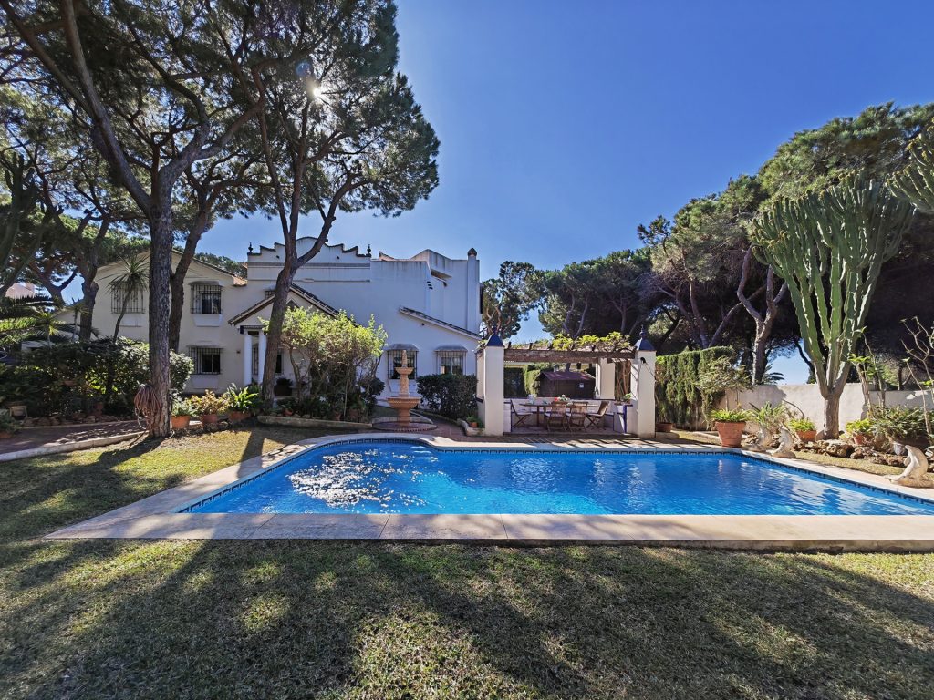 Villa for sale in Marbella