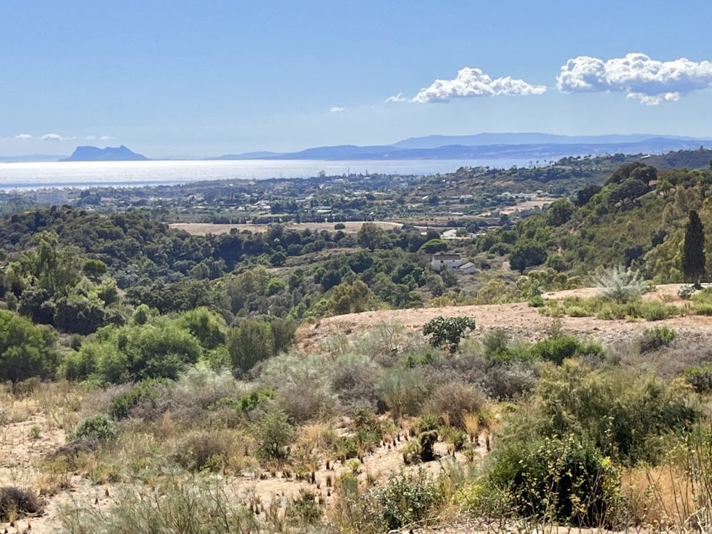 Plot for sale in Estepona