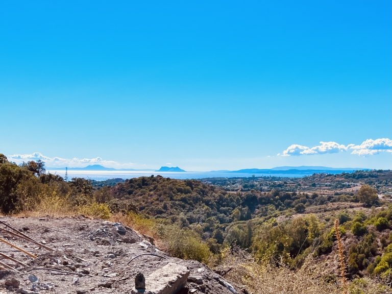 Plot for sale in Estepona